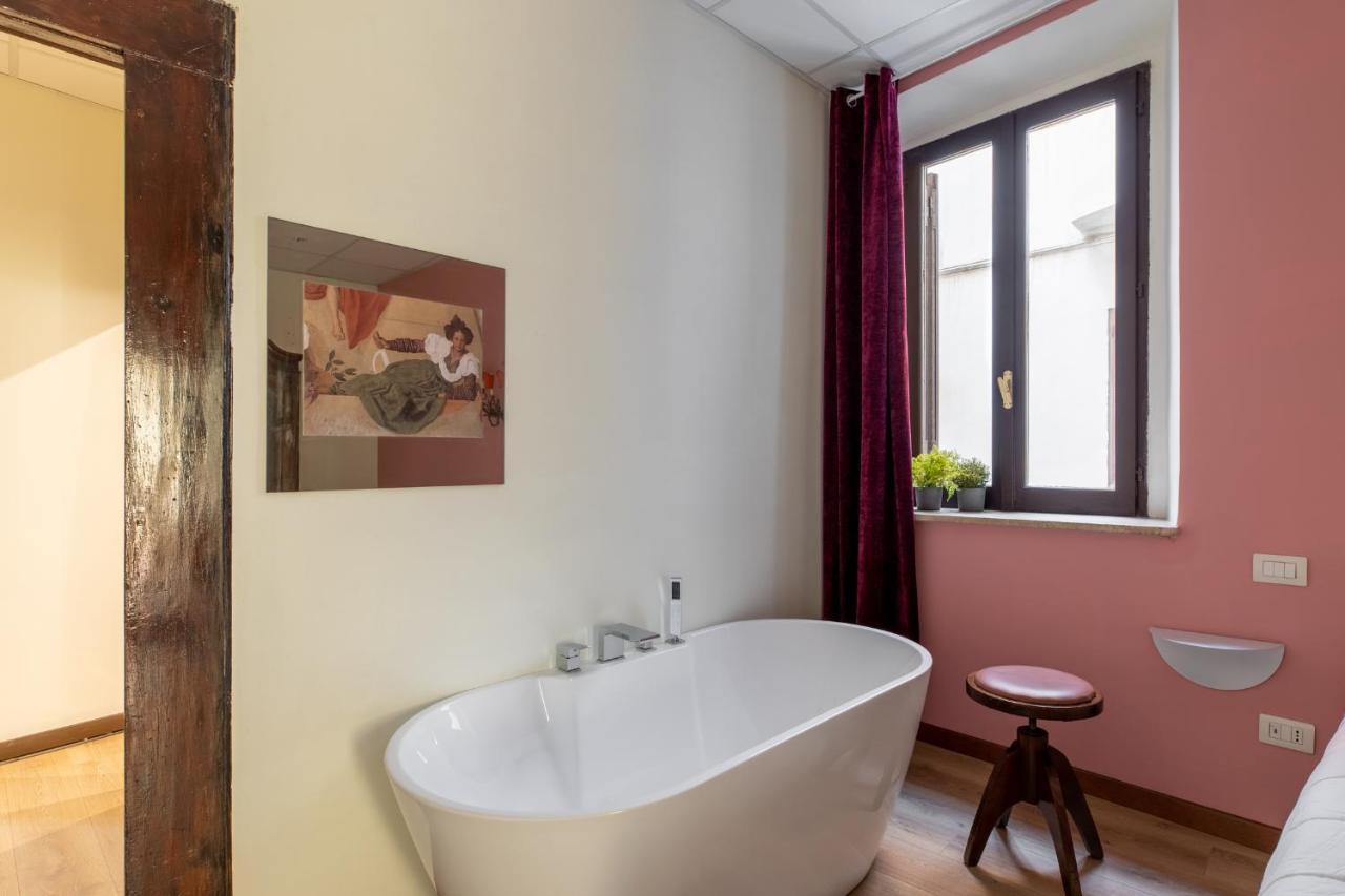 Apartment Iflat Trevi Fountain's Roomy&friendly Rome