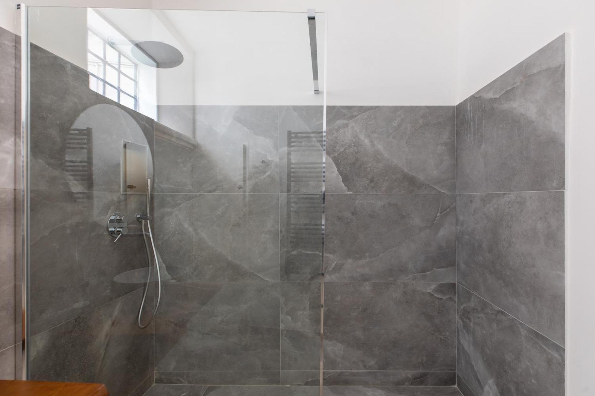 Iflat Trevi Fountain's Roomy&friendly Appartement *